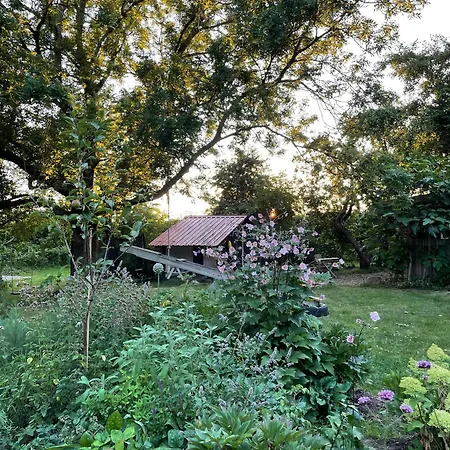 Nyaraló Thatched Brick House Near The River Schlei